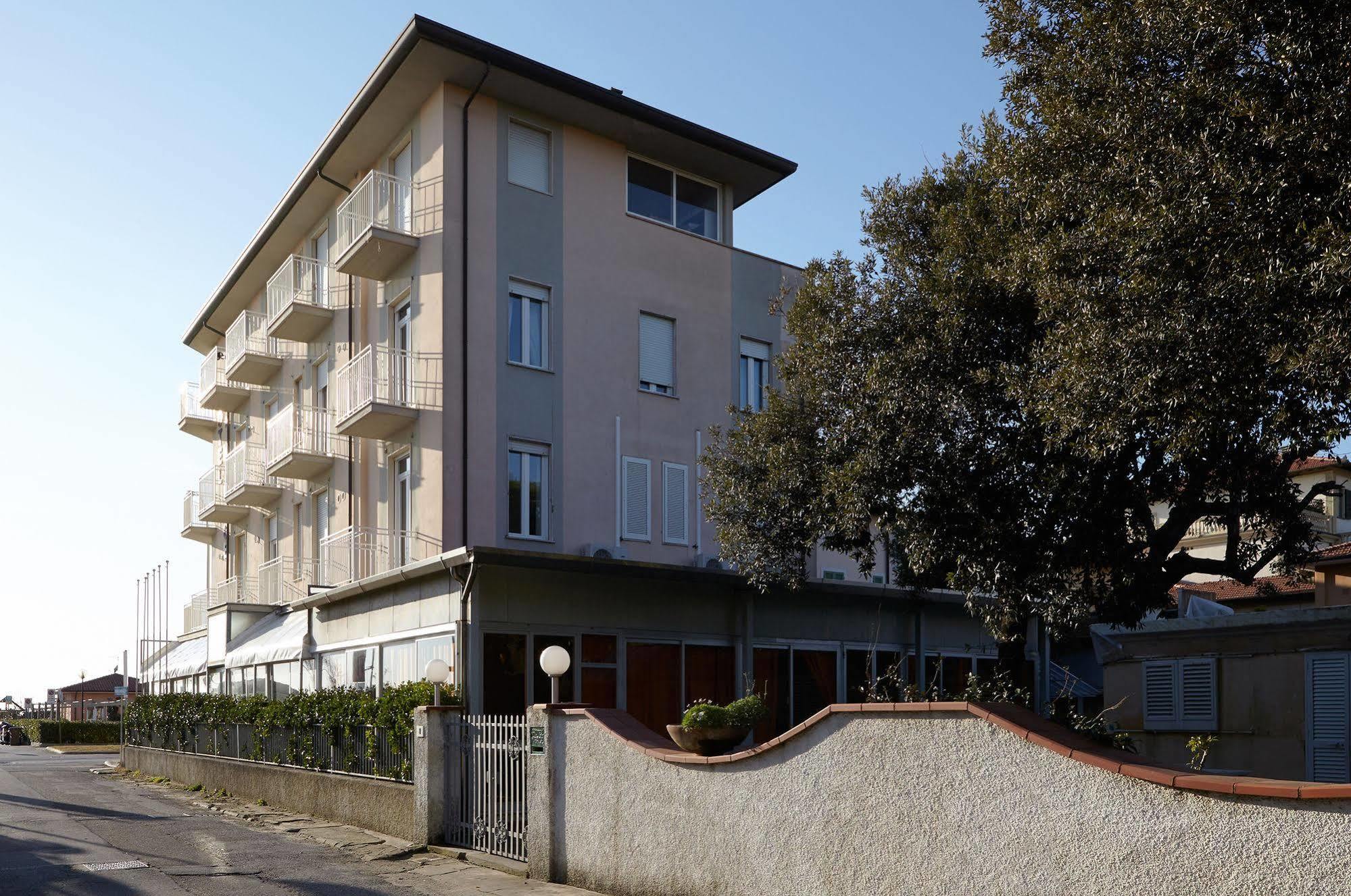 Hotel Mirage Marina di Pietrasanta Zewnętrze zdjęcie